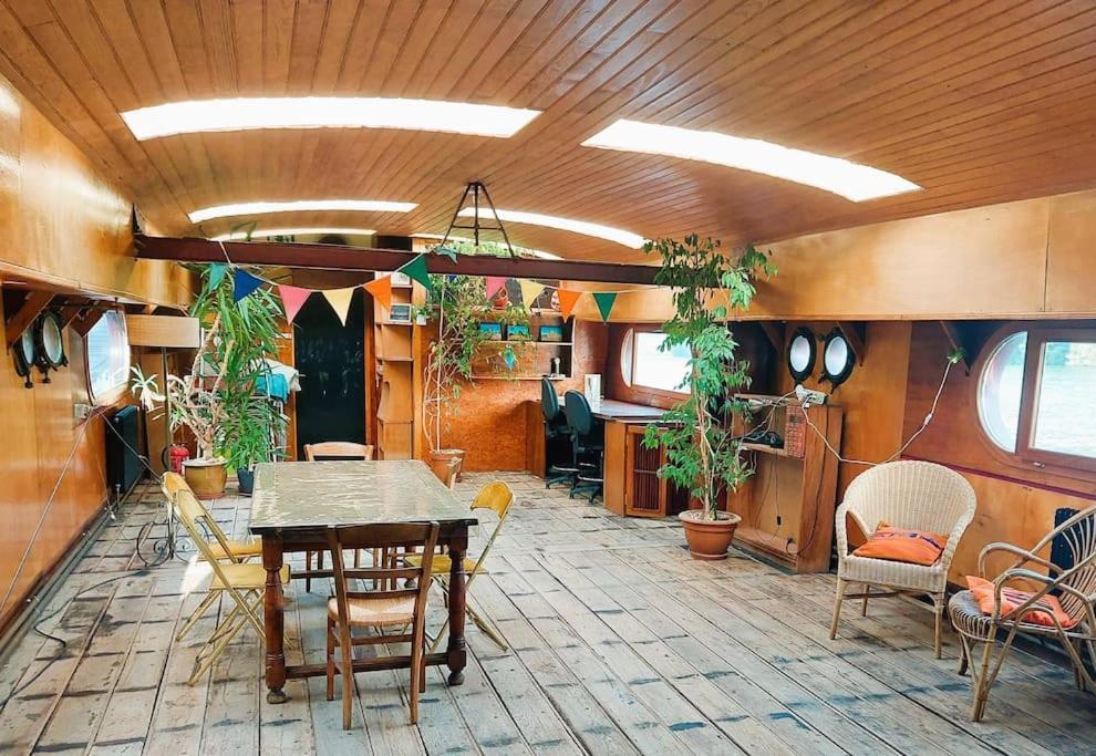 Belle Peniche Romantique A Paris Boulogne-Billancourt Eksteriør billede